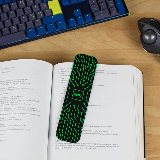 Bogmærke med printplade og chip - grøn