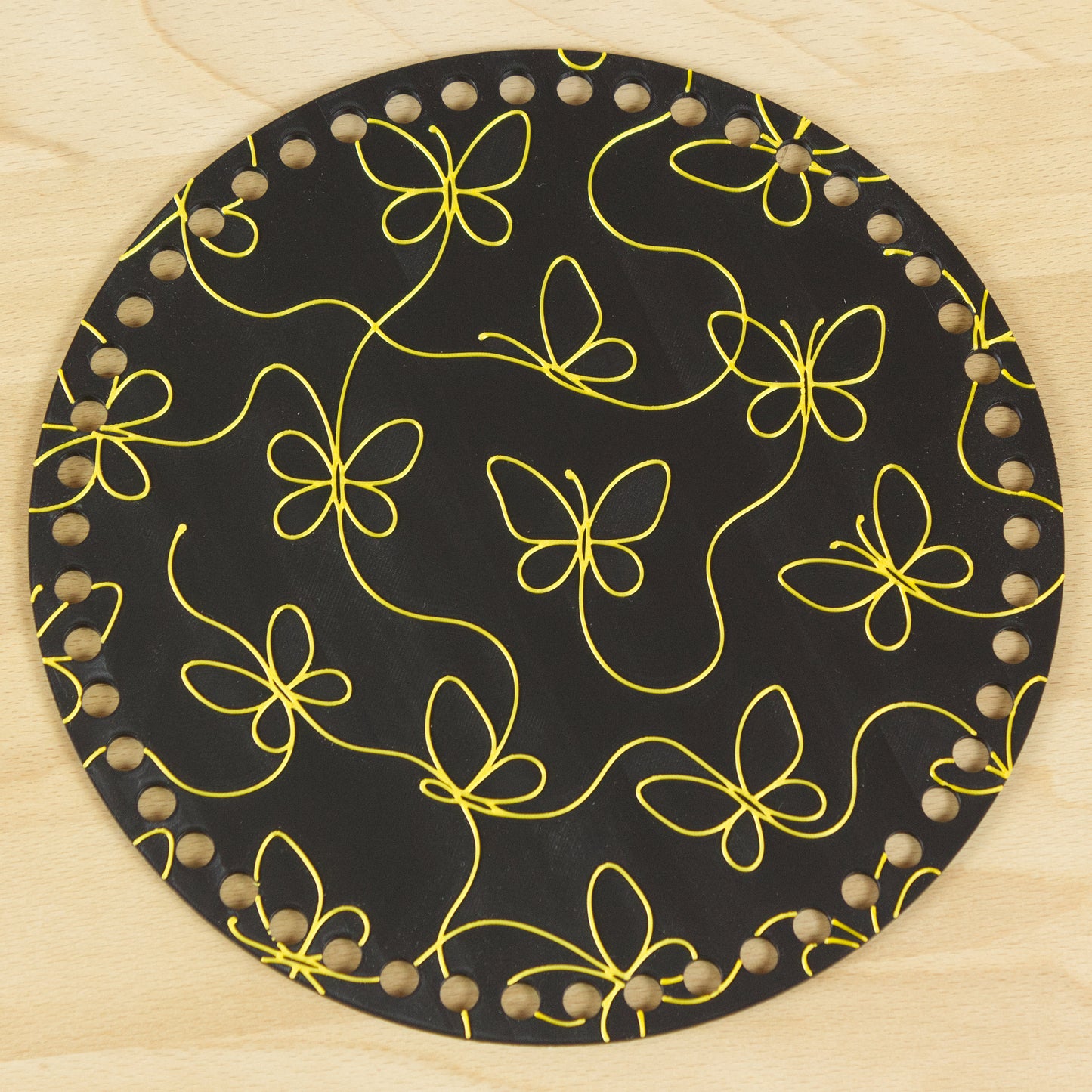 Rund bund med sommerfugle 22 cm